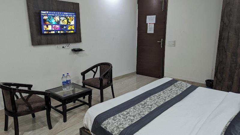 Hotel Aron By The Premium Villa image