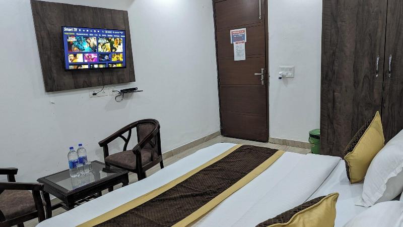Hotel Aron By The Premium Villa image