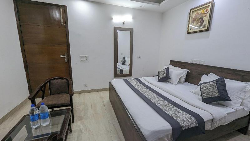 Hotel Aron By The Premium Villa image
