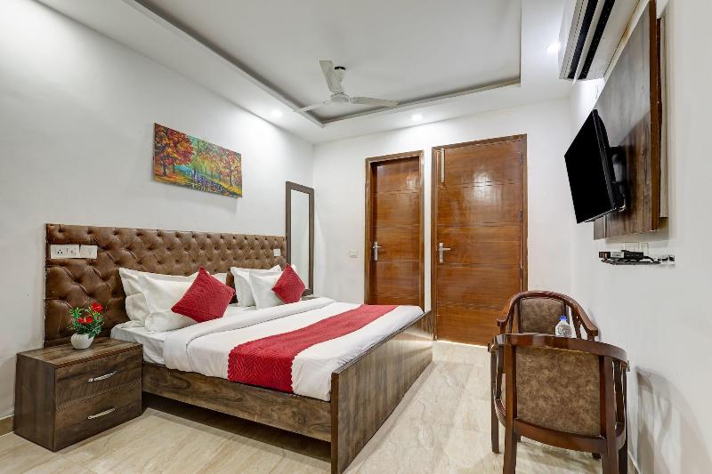 Hotel Aron By The Premium Villa image