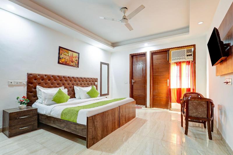 Hotel Aron By The Premium Villa image