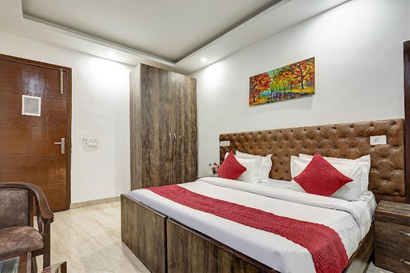 Hotel Aron By The Premium Villa image