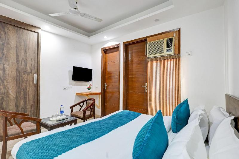 Hotel Aron By The Premium Villa image