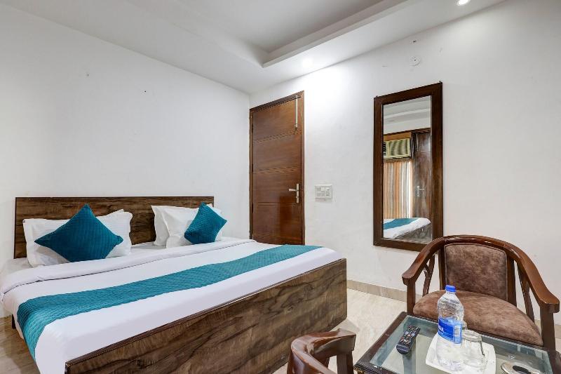 Hotel Aron By The Premium Villa image