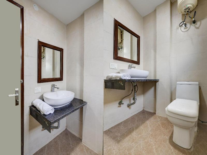 Hotel Aron By The Premium Villa image
