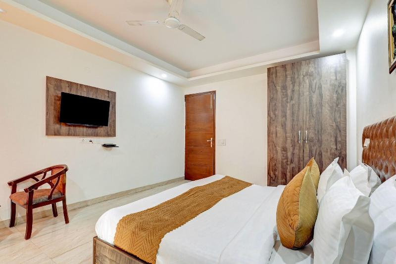 Hotel Aron By The Premium Villa image