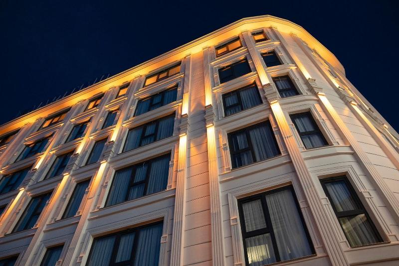 Maritimo Hotel image