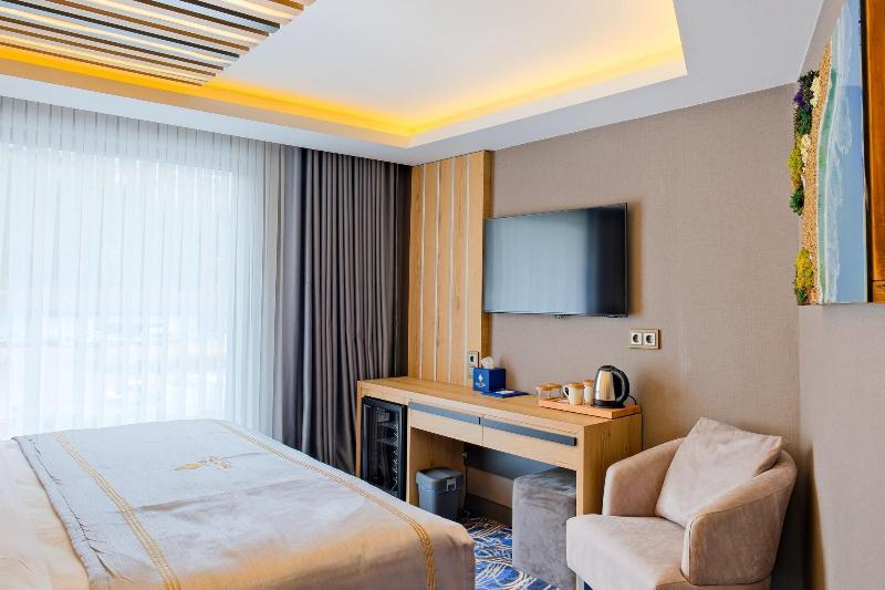 Maritimo Hotel image