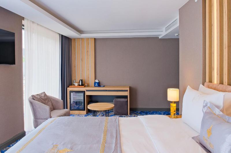 Maritimo Hotel image