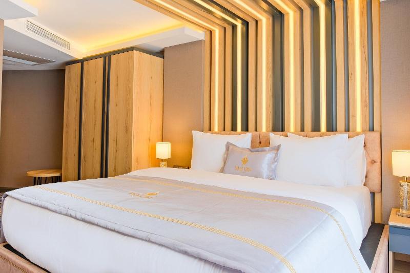 Maritimo Hotel image