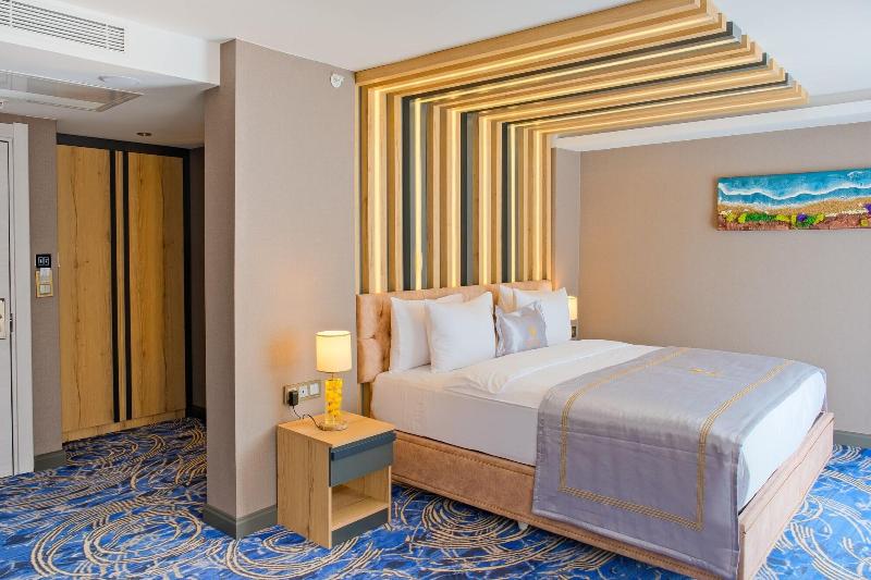 Maritimo Hotel image