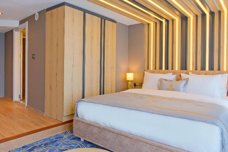 Maritimo Hotel image
