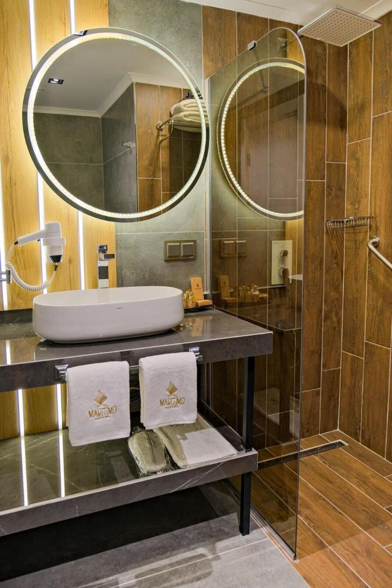 Maritimo Hotel image