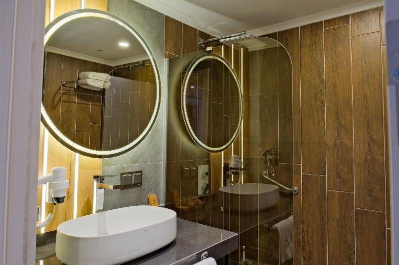 Maritimo Hotel image