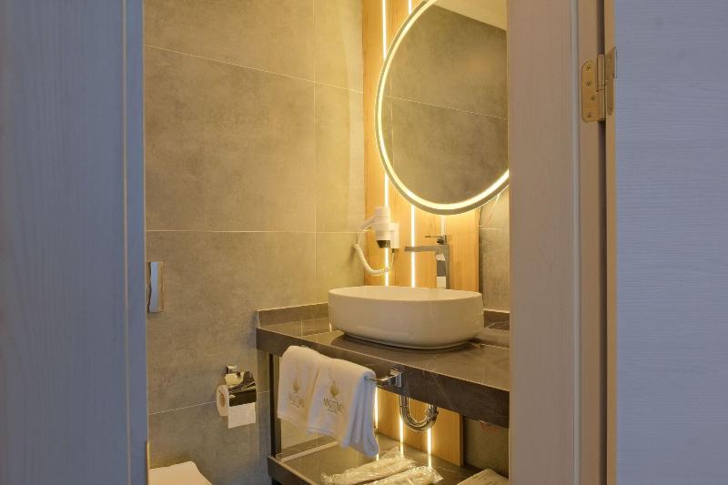 Maritimo Hotel image