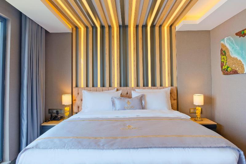 Maritimo Hotel image