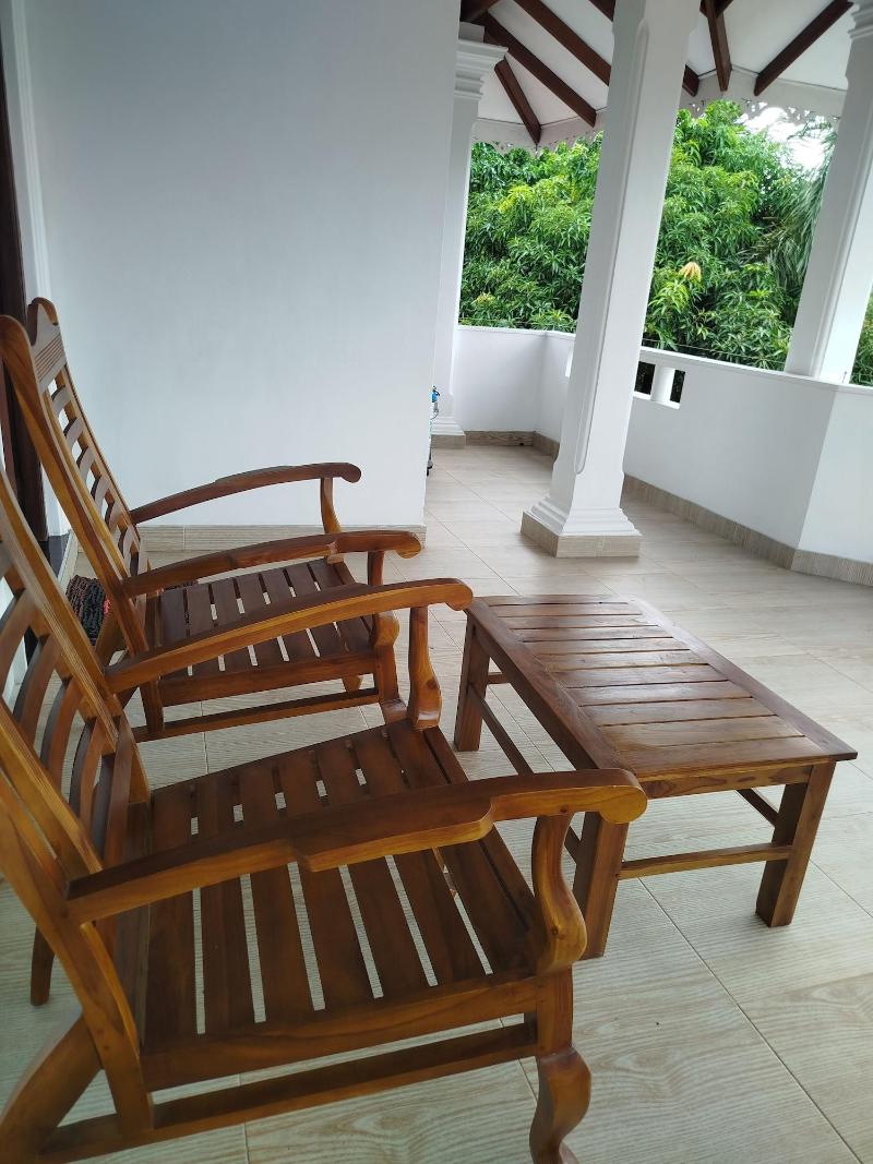 Cosy White Palace — photo 2