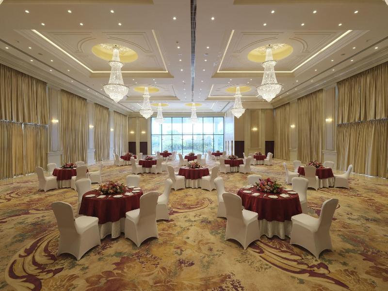 Fortune Beach Resort Ecr image