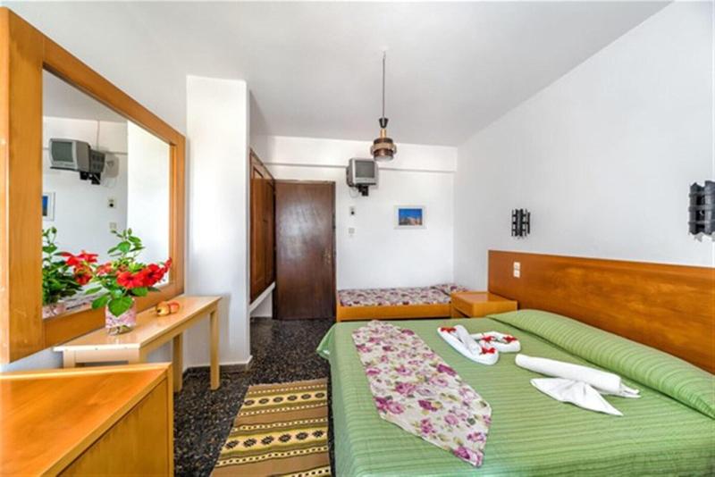 Harmony Hotel And Studios image