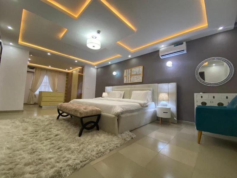 Premium Luxury Apartment By Smart Home image