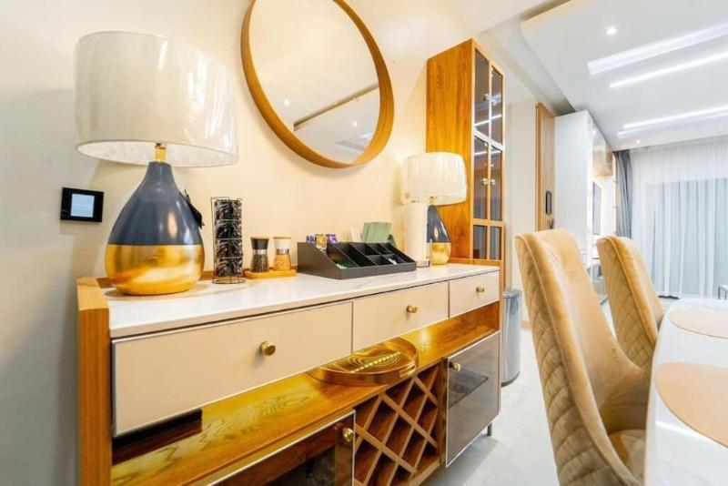 Premium Luxury Apartment By Smart Home image