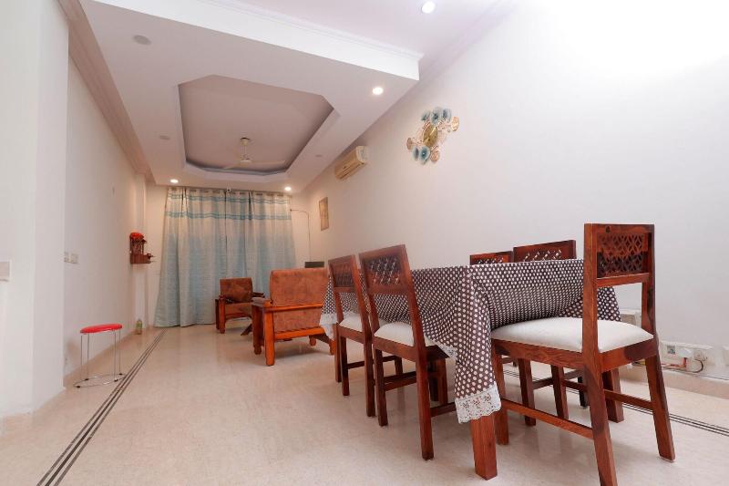 Room In B B Home Stay Cum Bed And Breakfast image
