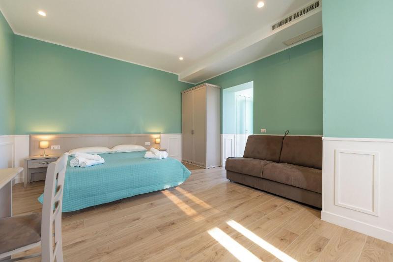 Daca Luxury Rooms image