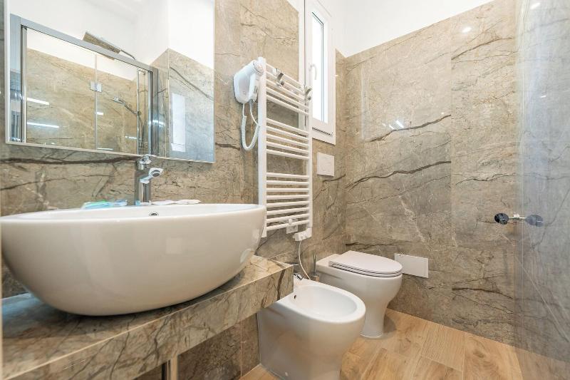 Daca Luxury Rooms image