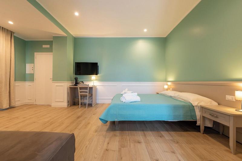 Daca Luxury Rooms image