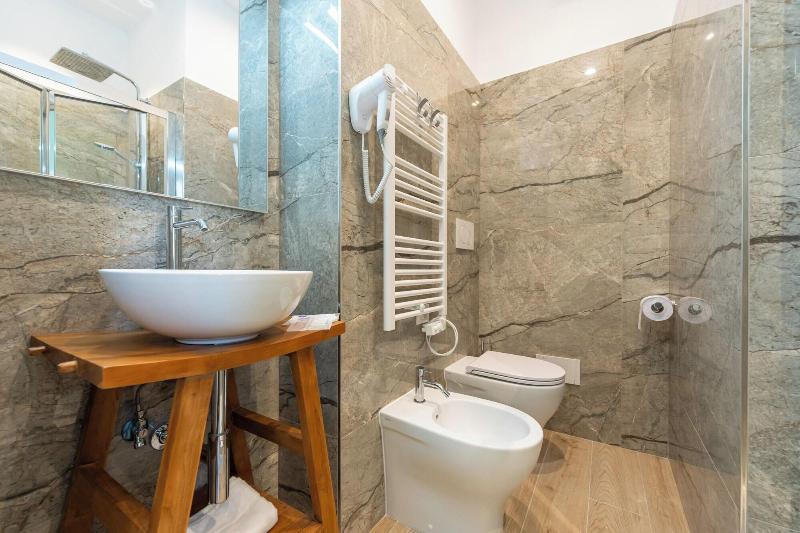 Daca Luxury Rooms image
