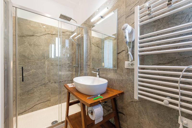 Daca Luxury Rooms image