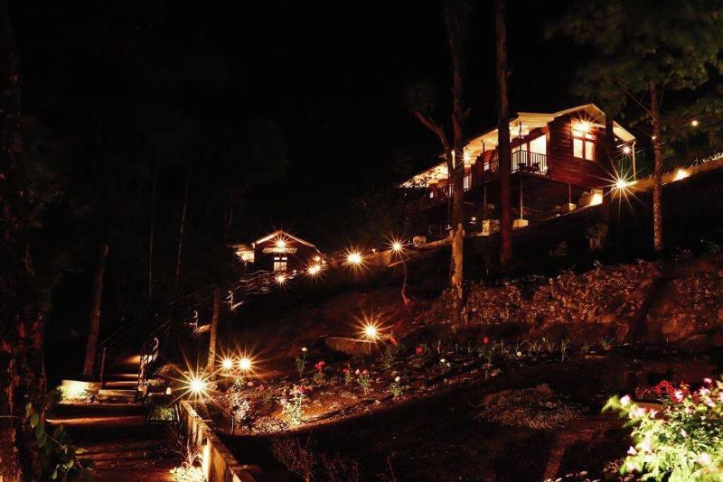 Hilltop Munnar By Fracspace — general view