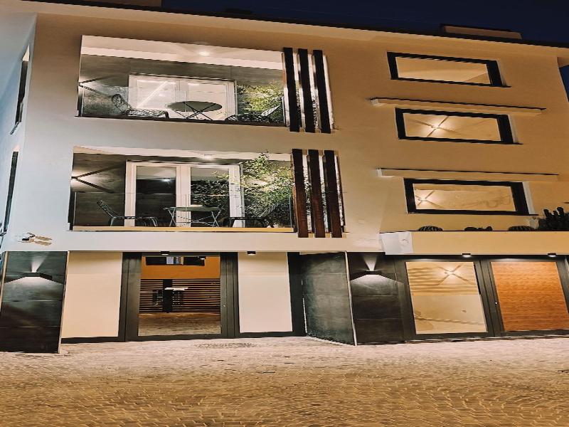 Kira Suite And Rooms image