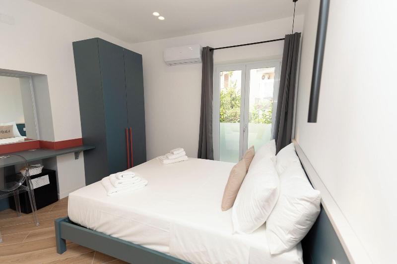 Kira Suite And Rooms image