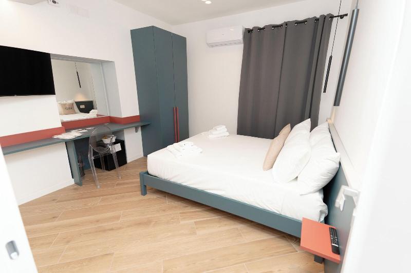 Kira Suite And Rooms image