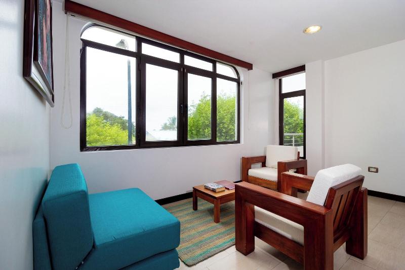 Bay View House image