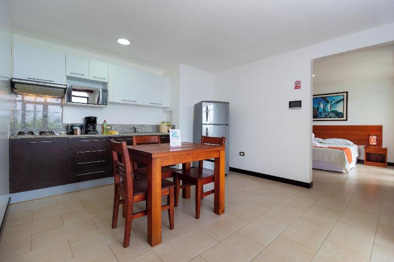 Bay View House image
