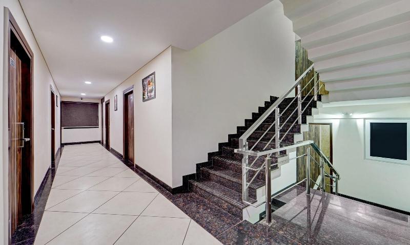Treebo Vetri Supreme Residency image