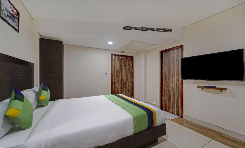 Treebo Vetri Supreme Residency image