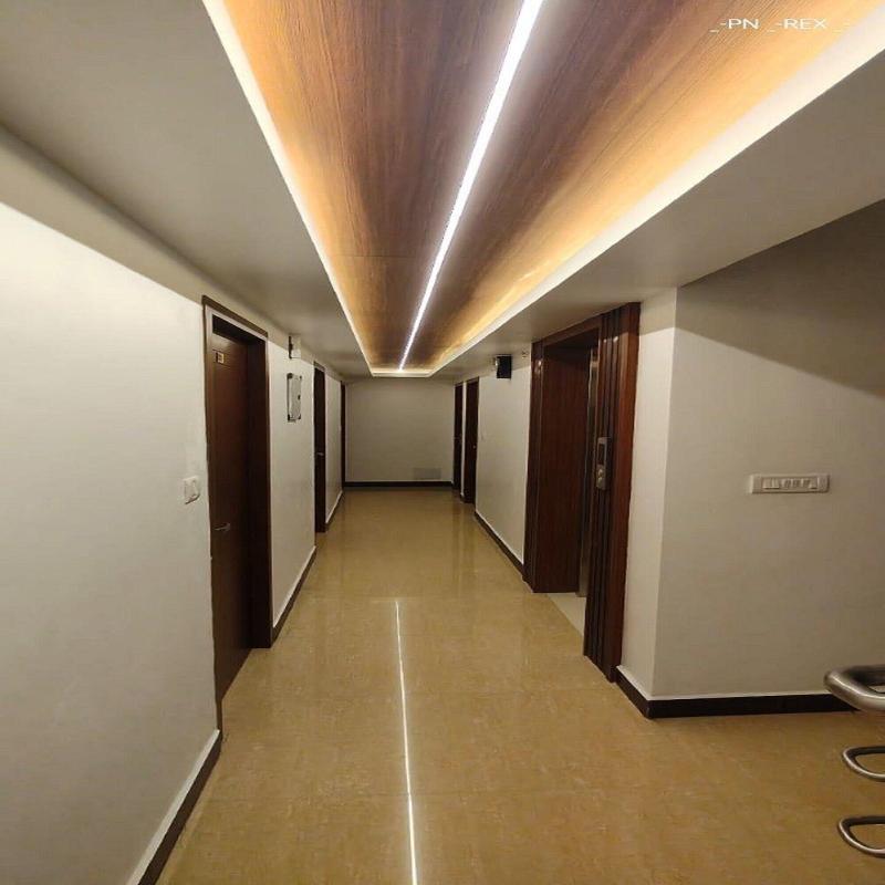 Royal Luxe Business Class Hotel image