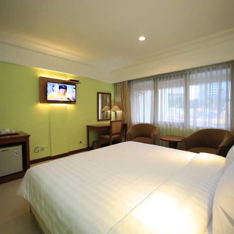 Stay D Kuningan image