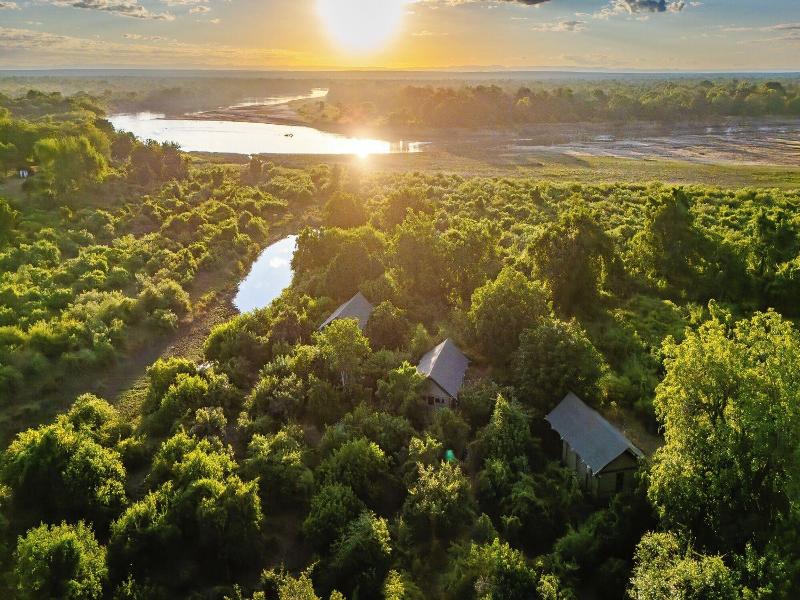 Camp Sabali Safaris
