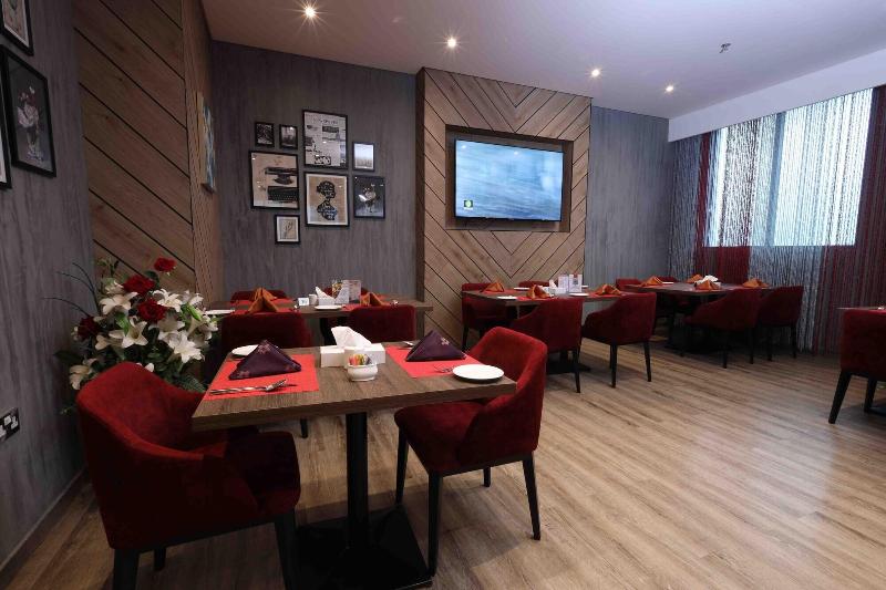 Fortis Hotel image
