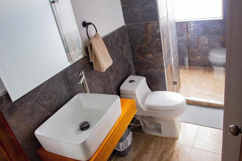 Bog Living image