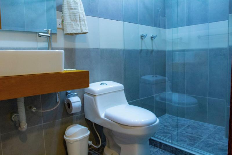 Bog Living image