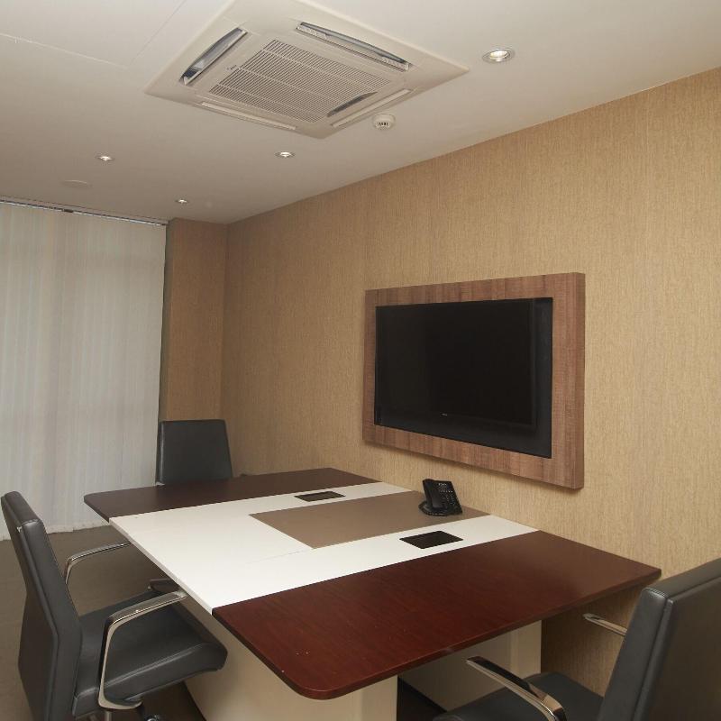 Cika Golden Hotel And Suites image