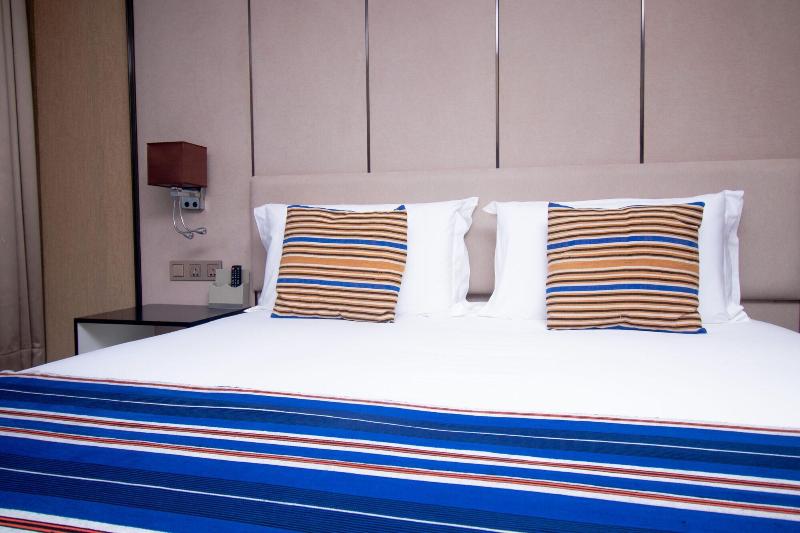 Cika Golden Hotel And Suites image
