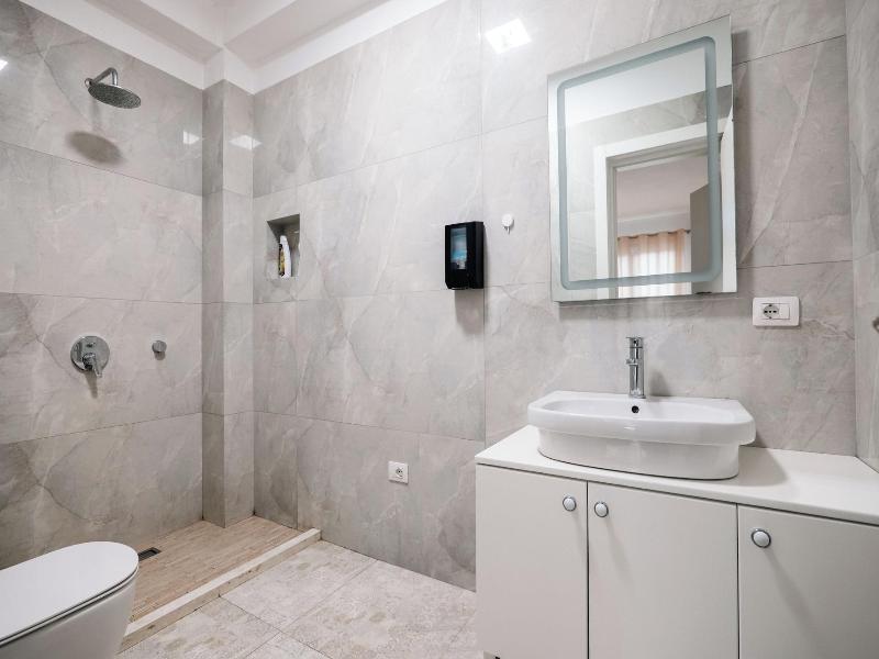Kalpazo Home Tirana 21 image
