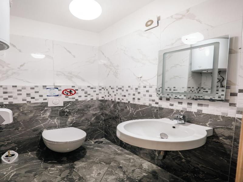 Kalpazo Home Tirana 21 image