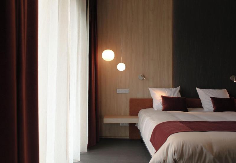 Hotel Les Fines Gueules image